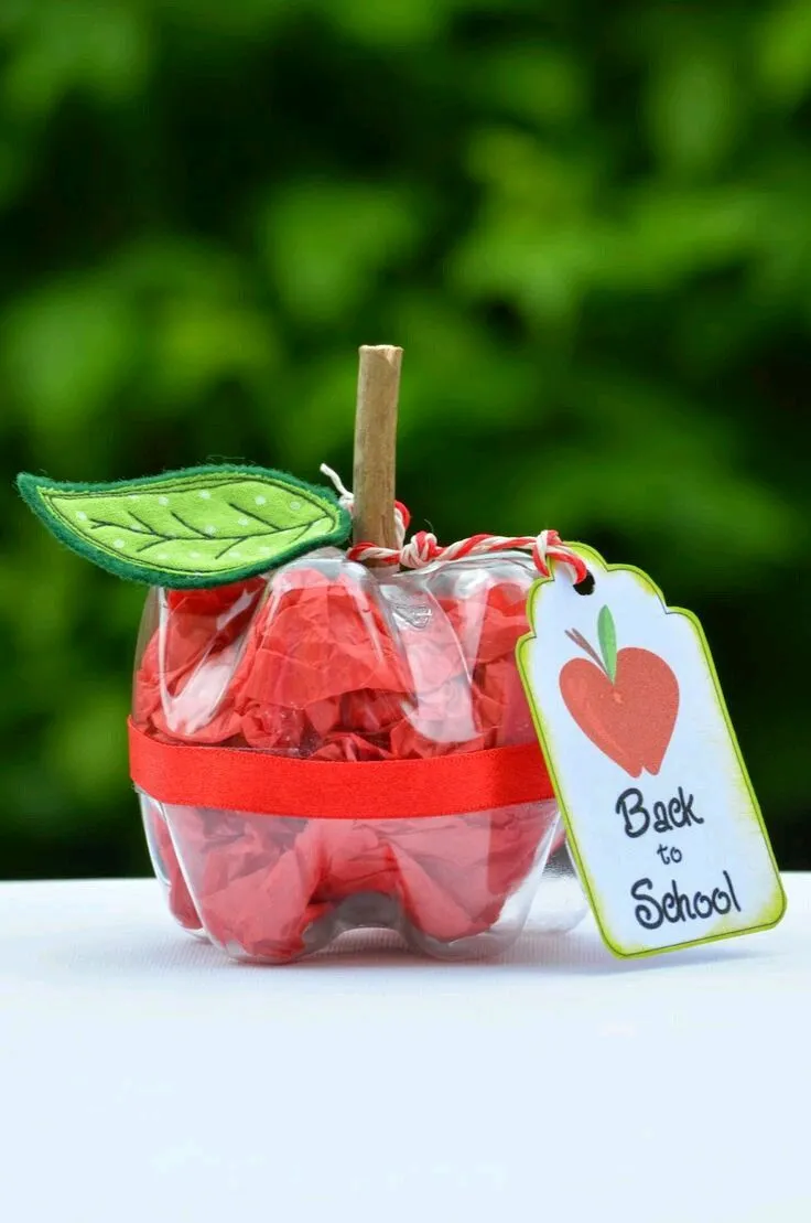 Cómo hacer manzanas con botellas de plástico Cómo hacer manzanas con botellas de plástico
