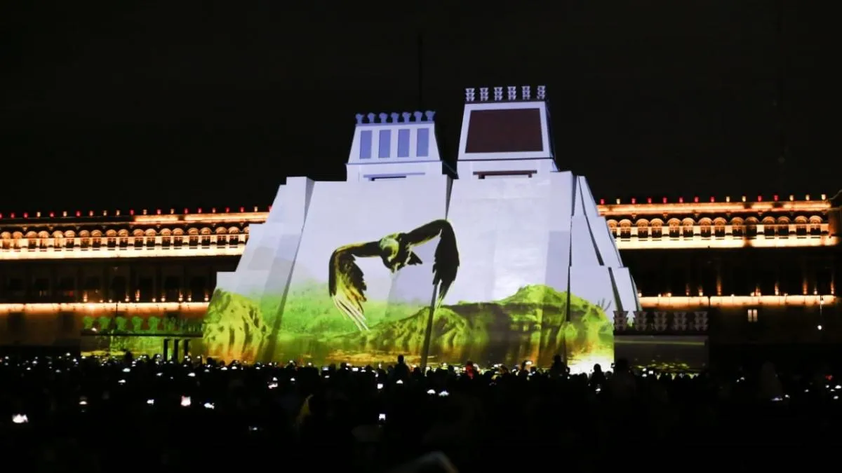 Maqueta del Templo Mayor: Así se vivió la presentación de la “Memoria Luminosa” en el Zócalo Maqueta del Templo Mayor: Así se vivió la presentación de la “Memoria Luminosa” en el Zócalo