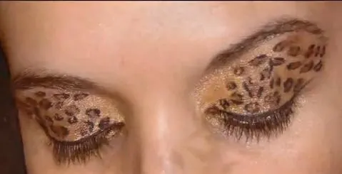 Maquillaje artistico de animal print - Imagui