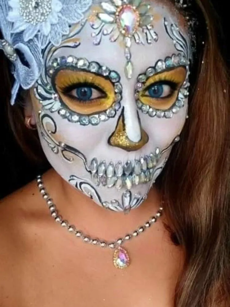 Maquillaje de Catrina: Sencillo, para niñas y de media cara %%sep%%  %%sitename%%