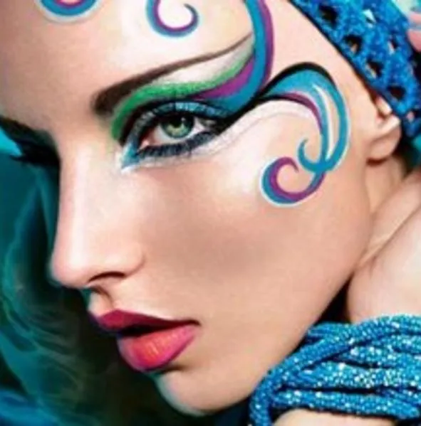 MAQUILLAJE DE FANTASIA