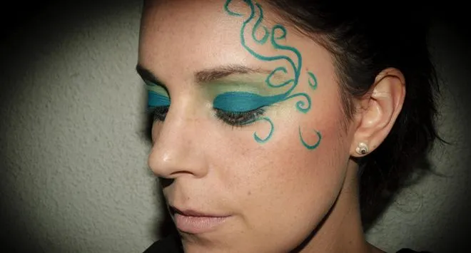 Cómo hacer un maquillaje de fantasía para Carnaval | Carnaval