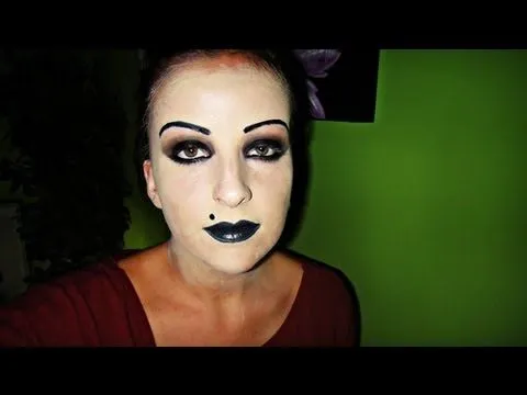 Maquillaje fantasía/halloween: Tiffany la novia de Chuky ... Maquillaje fantasía/halloween: Tiffany la novia de Chuky ...