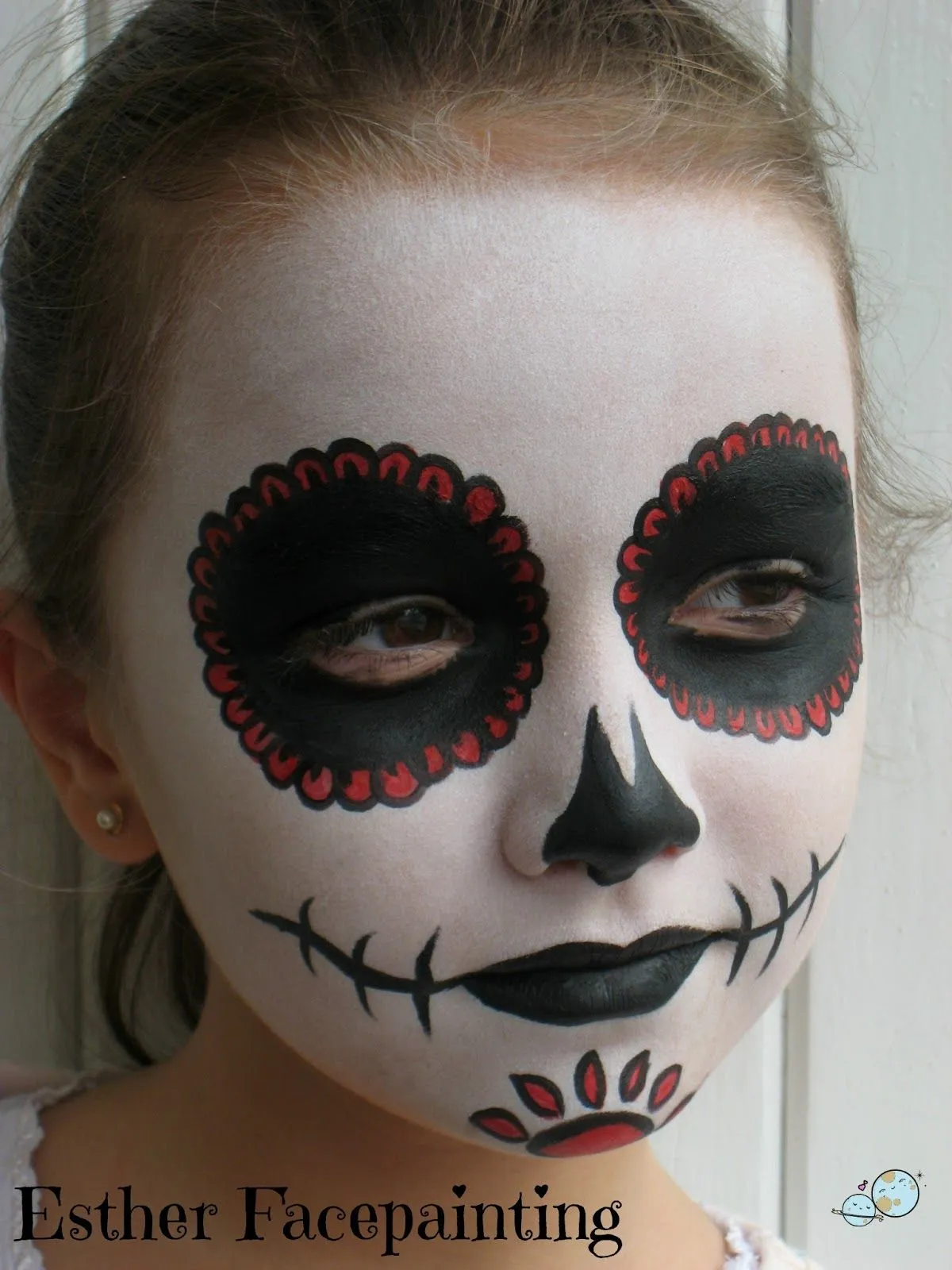 MAQUILLAJE DE HALLOWEEN PARA NIÑOS - CALAVERA MEXICANA MAQUILLAJE DE HALLOWEEN PARA NIÑOS - CALAVERA MEXICANA