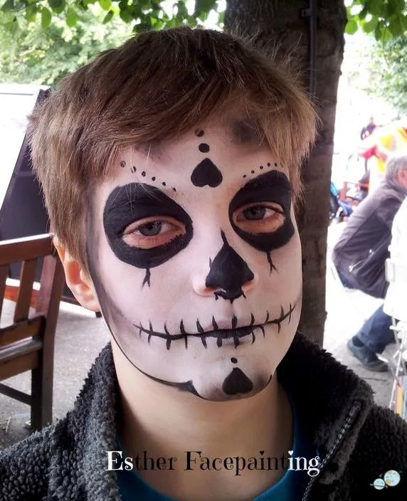 MAQUILLAJE DE HALLOWEEN PARA NIÑOS - CALAVERA MEXICANA MAQUILLAJE DE HALLOWEEN PARA NIÑOS - CALAVERA MEXICANA