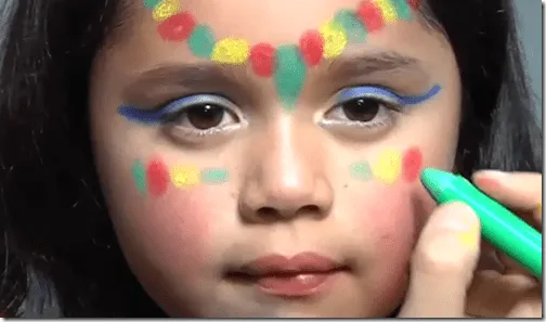 Como hacer un maquillaje de hindú para niña : Solo Halloween