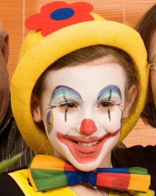 Un maquillaje original de payaso - Ideas de maquillaje de payaso ... Un maquillaje original de payaso - Ideas de maquillaje de payaso ...