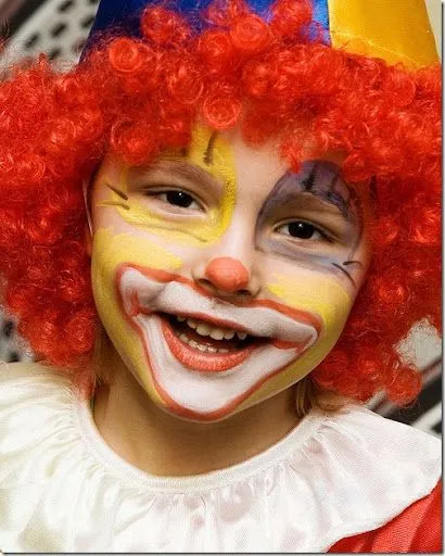 Como hacer un maquillaje de payaso para niño | Colorear