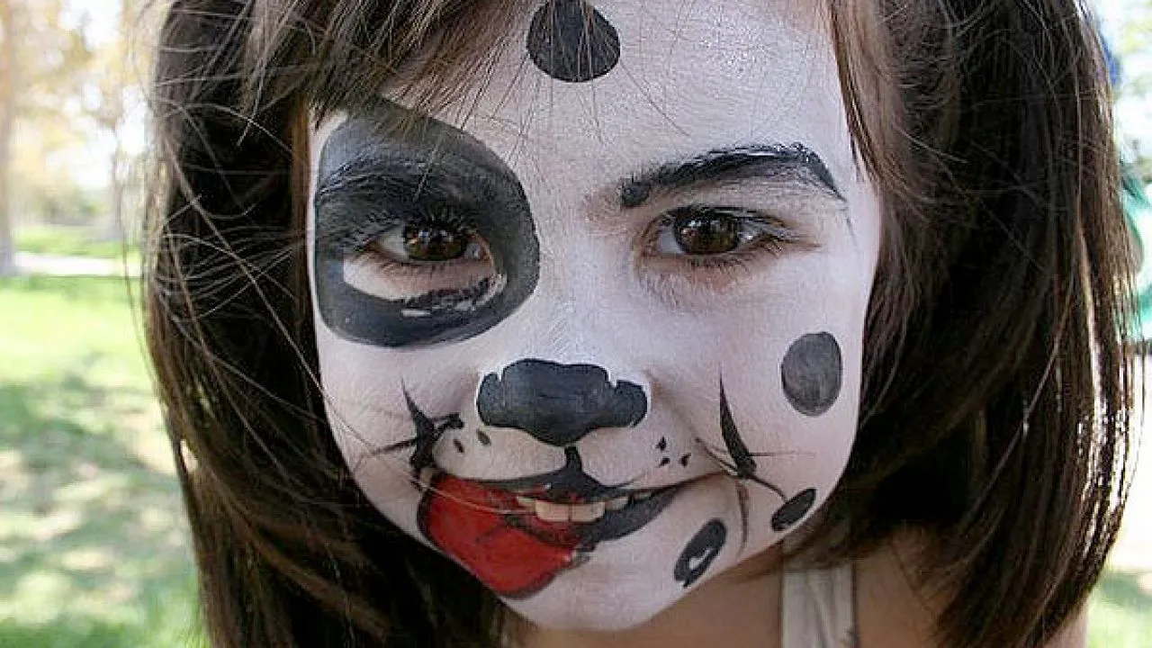 Maquillaje de perro dálmata - CharHadas