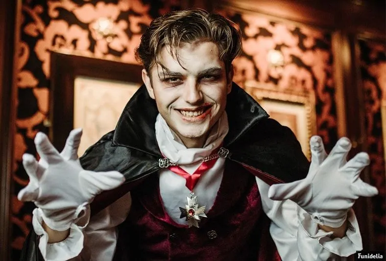 Cómo hacer el mejor maquillaje de vampiro para Halloween Cómo hacer el mejor maquillaje de vampiro para Halloween