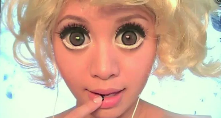 Maquillar como Lady Gaga en “Bad Romance” | Blogodisea Maquillar como Lady Gaga en “Bad Romance” | Blogodisea