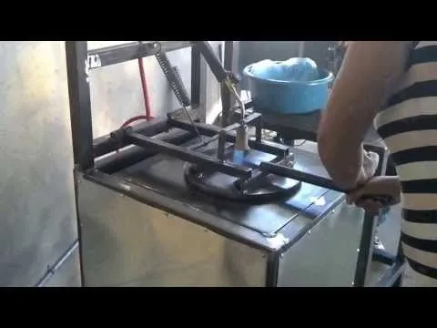 MAQUINA PARA TORTILLAS DE HARINA TORCHA - YouTube