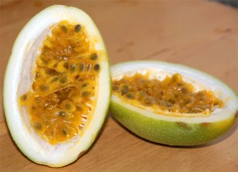 Maracuyá, fruta de la pasión, granadilla… Passiflora Edulis