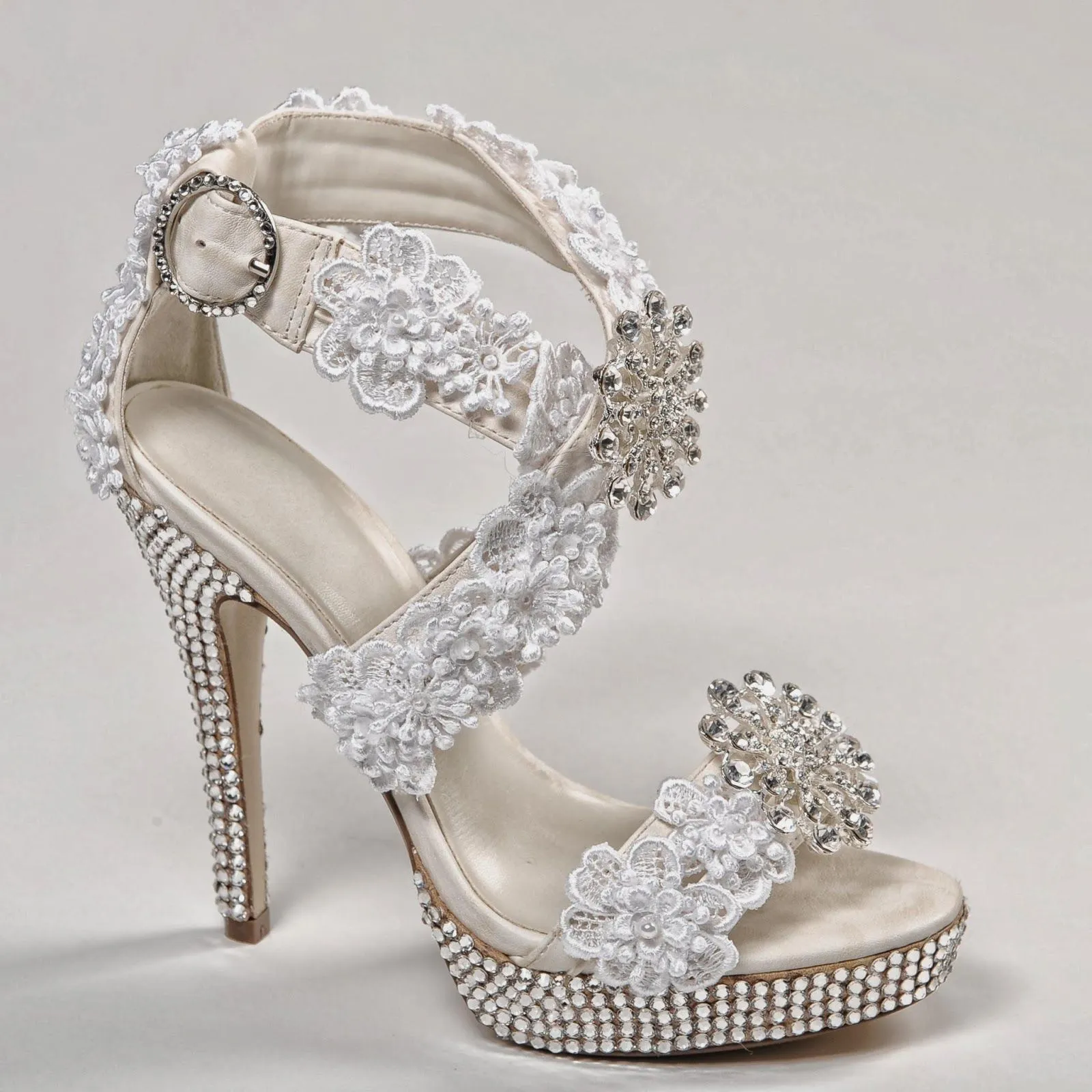 Maravillosos zapatos para fiestas de 15 años | Zapatos | Moda 2015 ...
