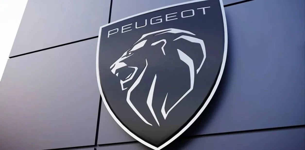 Las marcas de autos cambian sus logos para visualizar la nueva era eléctrica Las marcas de autos cambian sus logos para visualizar la nueva era eléctrica