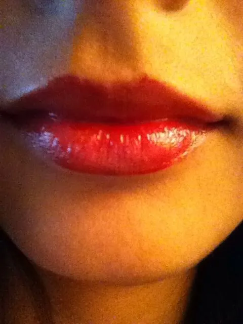 Marco Banda (Esos labios rojos. Cada noche, antes de ir a...) Marco Banda (Esos labios rojos. Cada noche, antes de ir a...)
