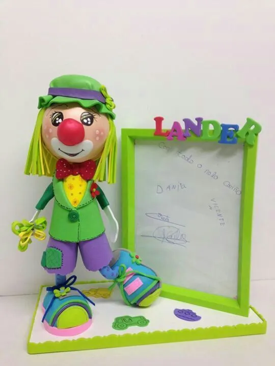 Marco de fotos, co payaso!! | Fofuchas | Pinterest Marco de fotos, co payaso!! | Fofuchas | Pinterest