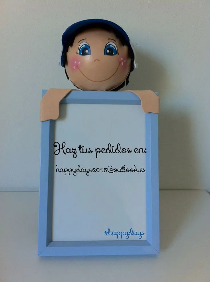Marco de fotos personalizado con fofuchas para regalar a las personas que más quier… | Marcos de fotos personalizados, Marcos para fotos, Manualidades con goma eva Marco de fotos personalizado con fofuchas para regalar a las personas que más quier… | Marcos de fotos personalizados, Marcos para fotos, Manualidades con goma eva