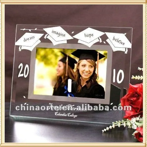 Marcos personalizados para tomarse fotos graduación - Imagui