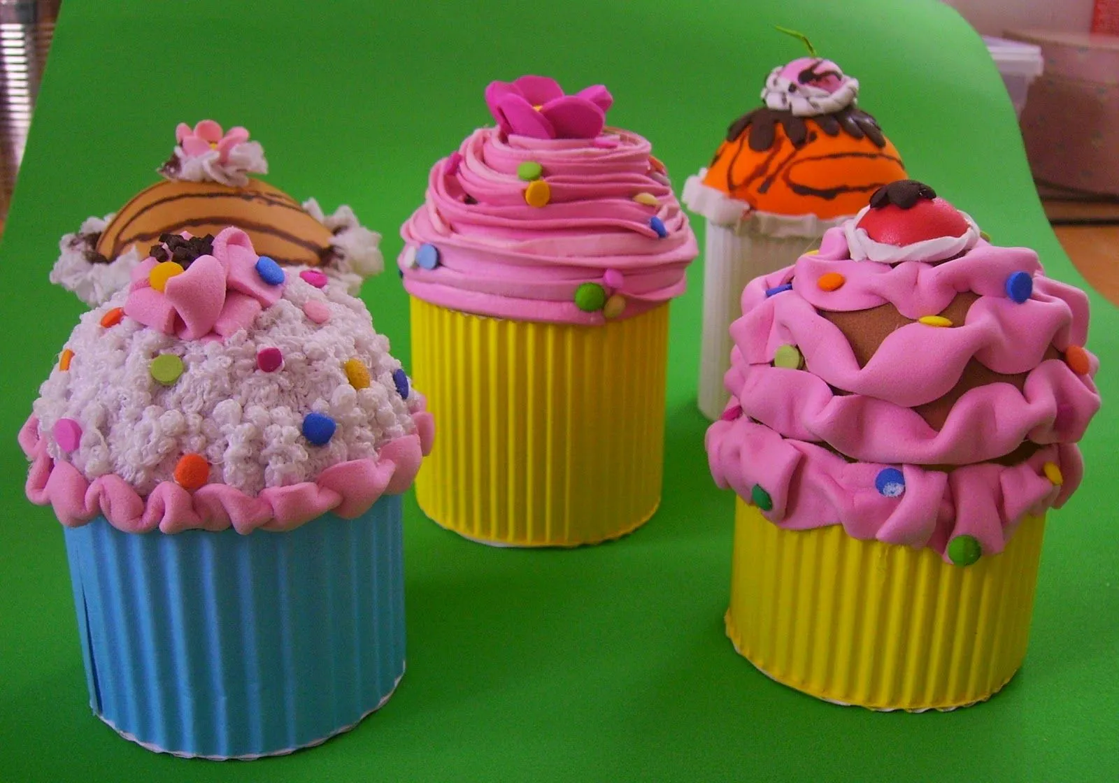 MARDEDI: CUPCAKES PARA EL DIA DE LAS MADRES MARDEDI: CUPCAKES PARA EL DIA DE LAS MADRES