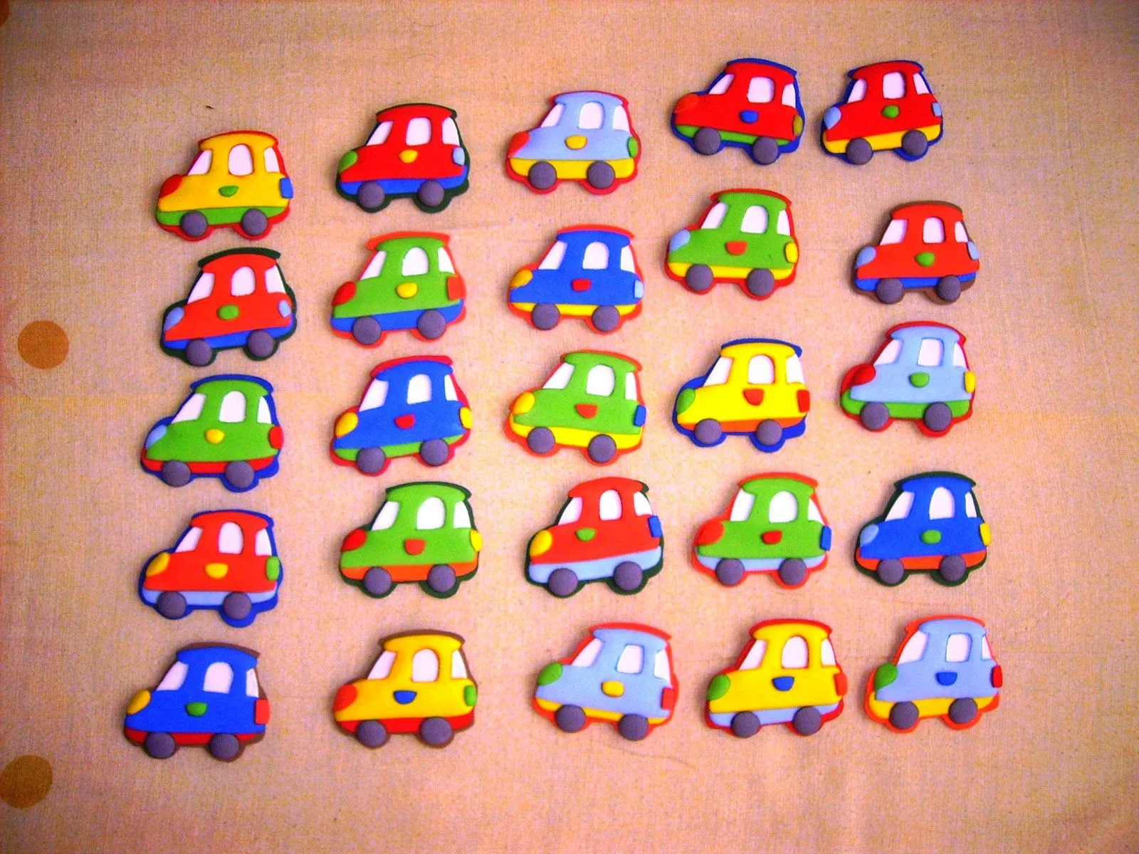Carritos hechos en foami - Imagui