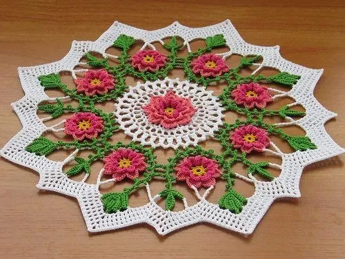 María Cielo: Carpetas originales y diferentes tejidas al crochet María Cielo: Carpetas originales y diferentes tejidas al crochet