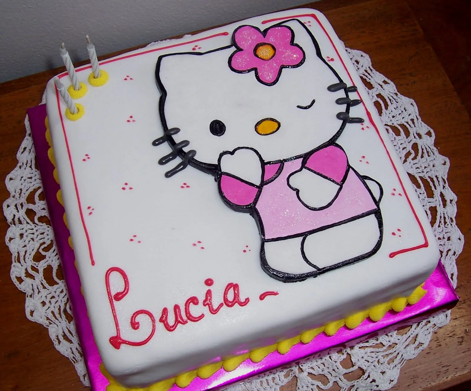 Maria Eugenia Cevey: tortas kitty Maria Eugenia Cevey: tortas kitty