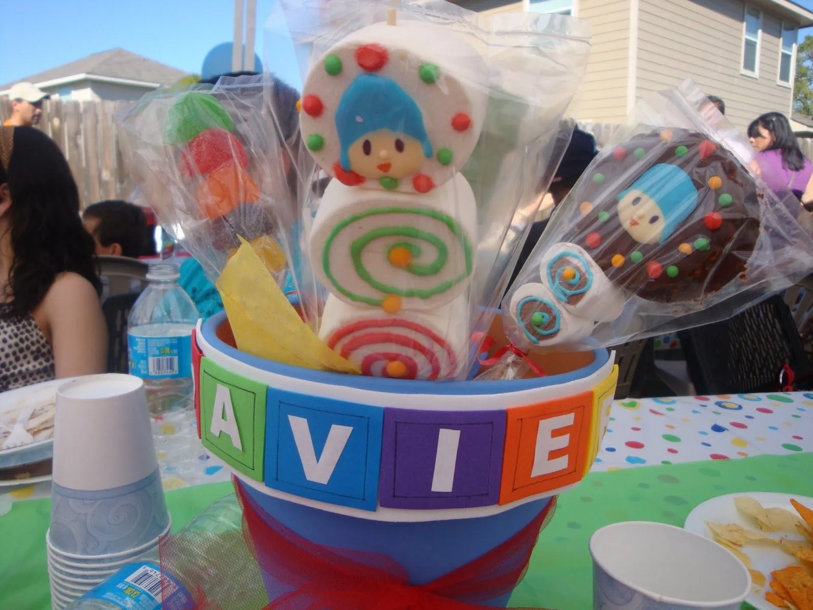 MARIANELA'S WORKSHOP: Fiesta de Pocoyo