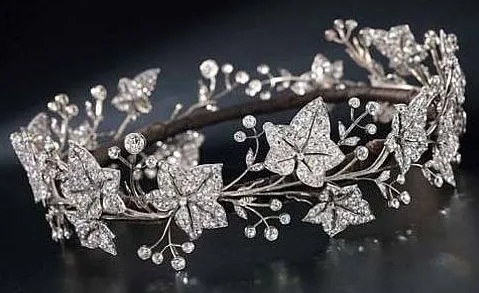 Marie Poutine's Jewels & Royals: Ivy Leaf Tiaras