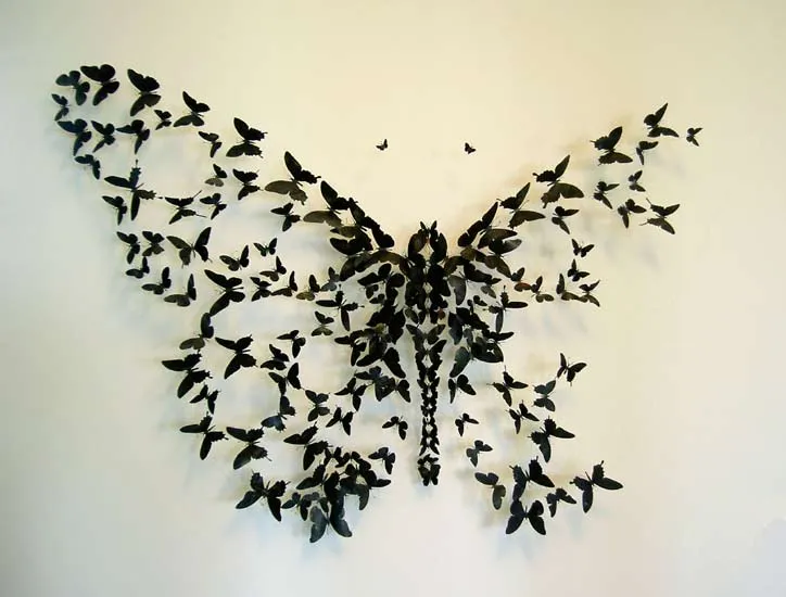 Mariposas de alas quemadas | En mi contra. Angeles Montuenga Mariposas de alas quemadas | En mi contra. Angeles Montuenga