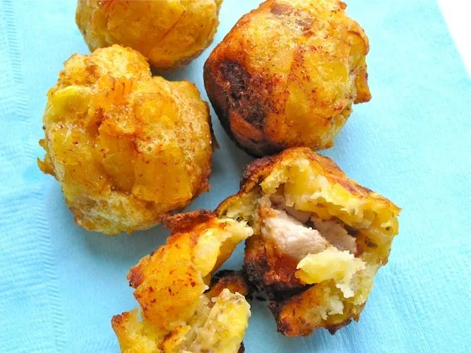 Marranitas o Puerquitas ( Green Plantain Balls Stuffed With Pork ... Marranitas o Puerquitas ( Green Plantain Balls Stuffed With Pork ...