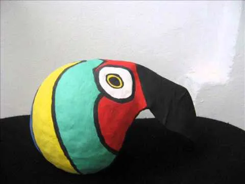 Máscaras en Papel Maché - YouTube