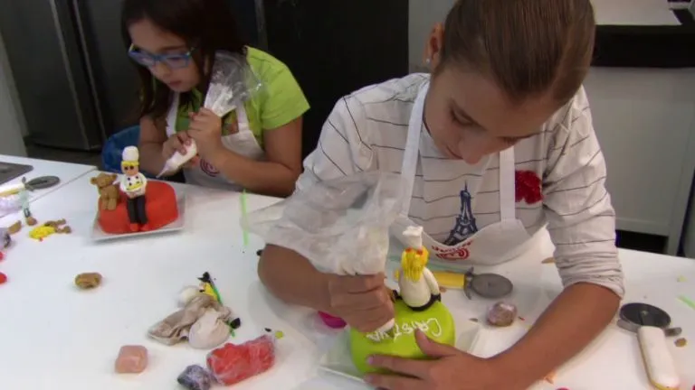 MasterChef Junior - Clase de figuritas de fondant, MasterChef ...