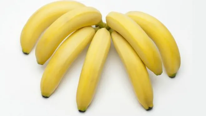 Puede matarte comer más de 6 bananos de una vez? - BBC Mundo Puede matarte comer más de 6 bananos de una vez? - BBC Mundo