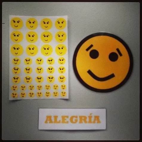 Material #didáctico para trabajar las #emociones básicas con ... Material #didáctico para trabajar las #emociones básicas con ...