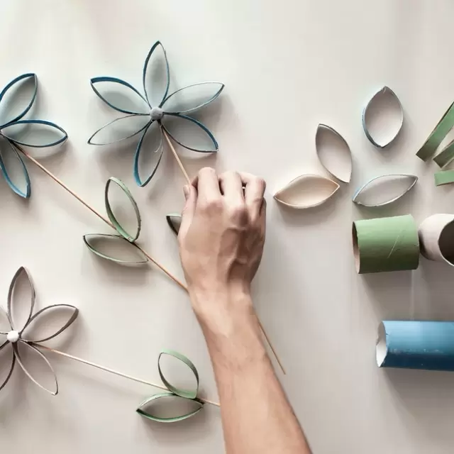 Usa materiales reciclados para hacer regalos originales para el Día de las Madres Usa materiales reciclados para hacer regalos originales para el Día de las Madres