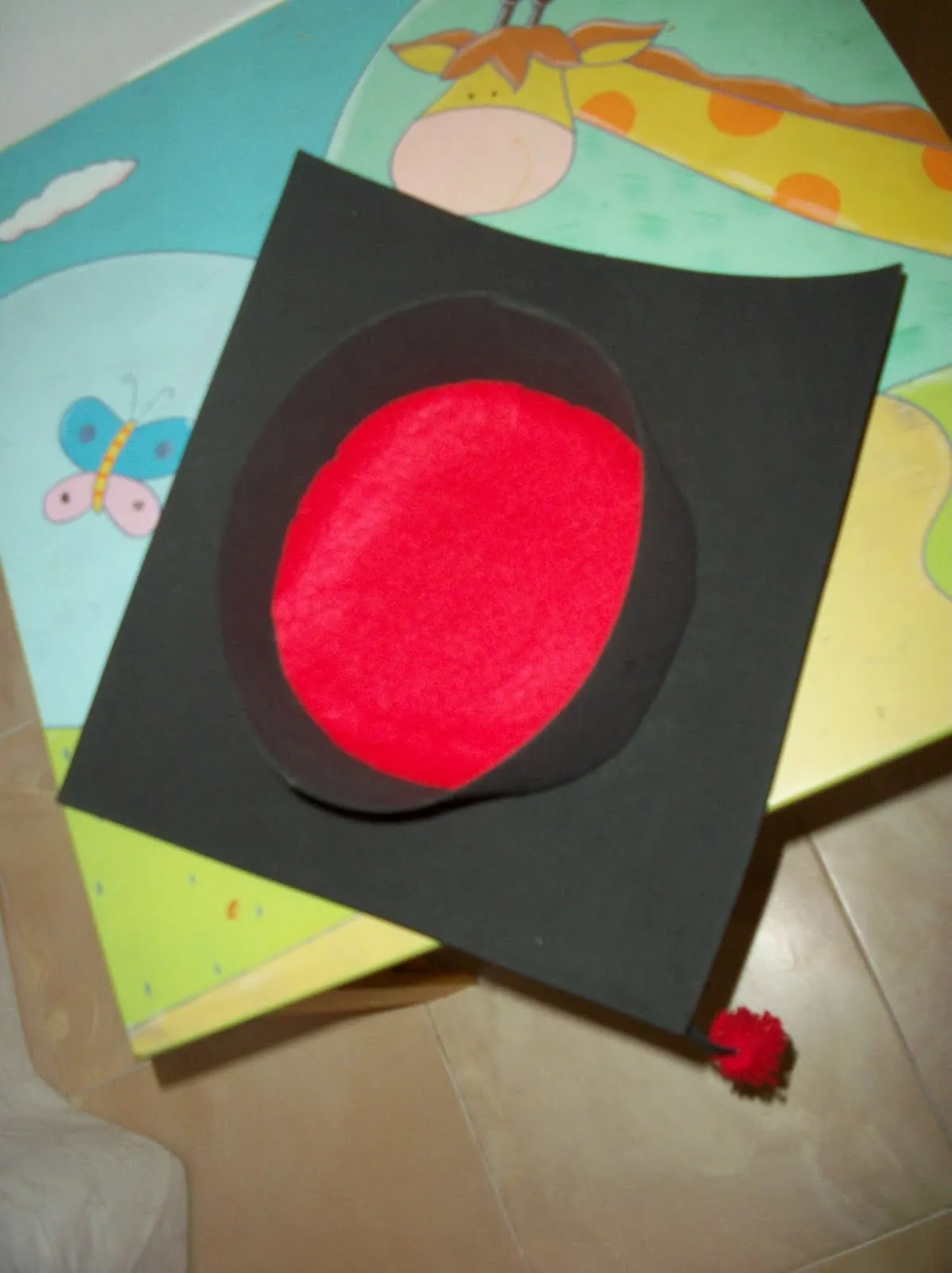 may-pins: BIRRETE DE FOAMI PARA UNA NUEVA DIPLOMADA