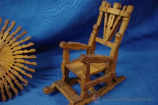 MECEDORAS Y MESA HECHAS CON PINZAS DE MADERA - TRABAJO MANUAL DE ... MECEDORAS Y MESA HECHAS CON PINZAS DE MADERA - TRABAJO MANUAL DE ...