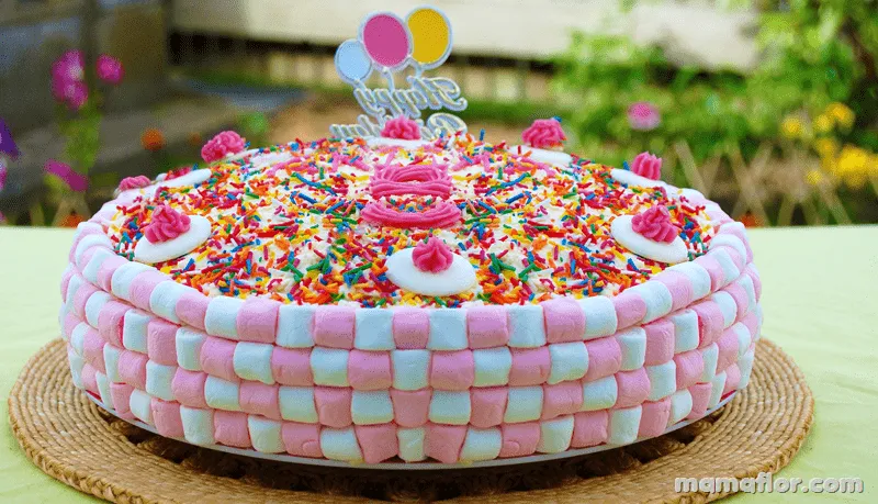 Las Mejores Tortas decoradas con Golosinas - Manualidades MamaFlor Las Mejores Tortas decoradas con Golosinas - Manualidades MamaFlor