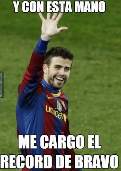 Los memes del Madrid-Barça: Piqué y su manita | Es alucinante