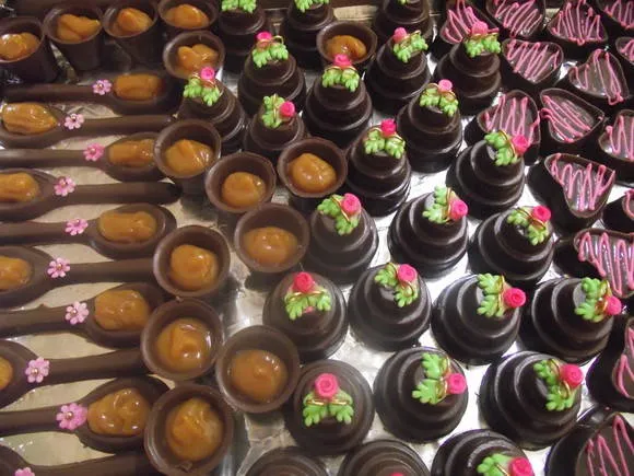 Mesa de chocolates - Imagui