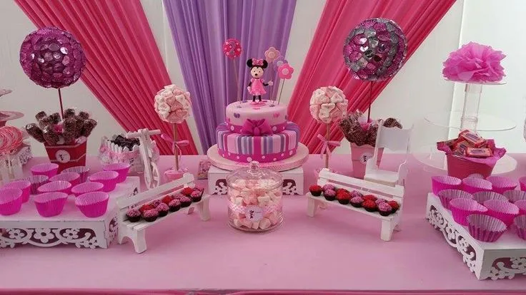 Mesa decorada Minnie Coqueta | Tortas | Pinterest | Mesas