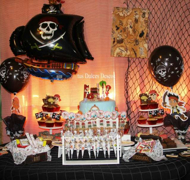 Mesa dulce tematica, candy bar, tortas, cupcakes, cookies - Ramos ...