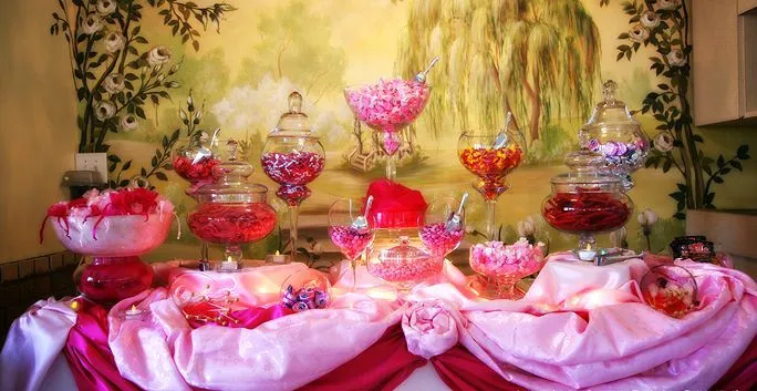 Una mesa de dulces personalizada para tu fiesta de quinceanos Una mesa de dulces personalizada para tu fiesta de quinceanos