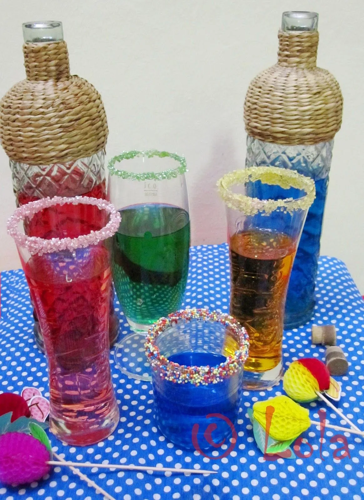 A LA MESA CON GLAMOUR: vasos decorados A LA MESA CON GLAMOUR: vasos decorados