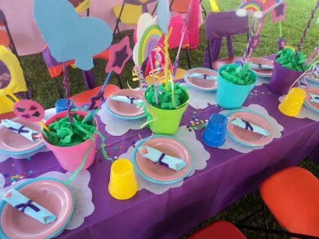 Mesa infantil decorada, tema My little pony. Kiddy's fiestas ... Mesa infantil decorada, tema My little pony. Kiddy's fiestas ...