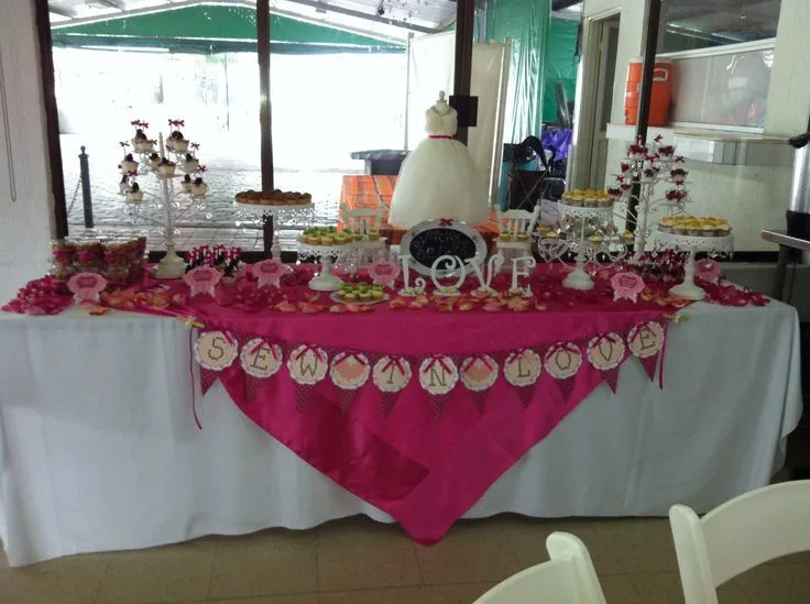 Mesa de postres en despedida de soltera | Mesas de postres ... Mesa de postres en despedida de soltera | Mesas de postres ...