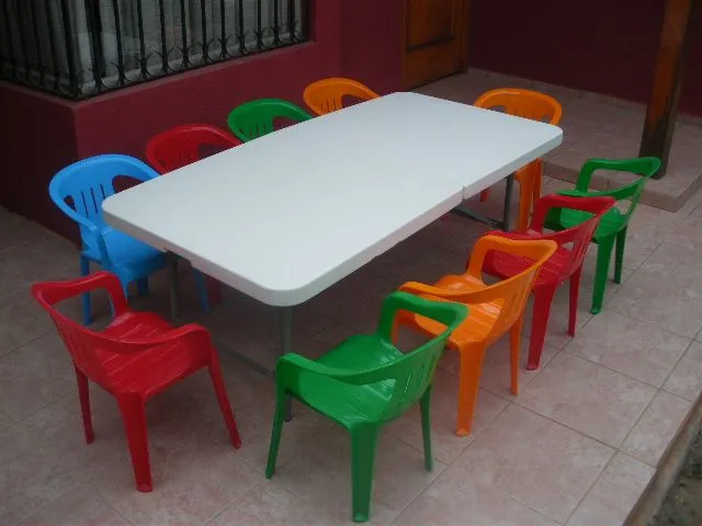 Mesa y sillas infantiles - Imagui