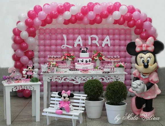 Locação Mesa Decorada Minnie Rosa | Mirlaine Valéria de Andrade ...