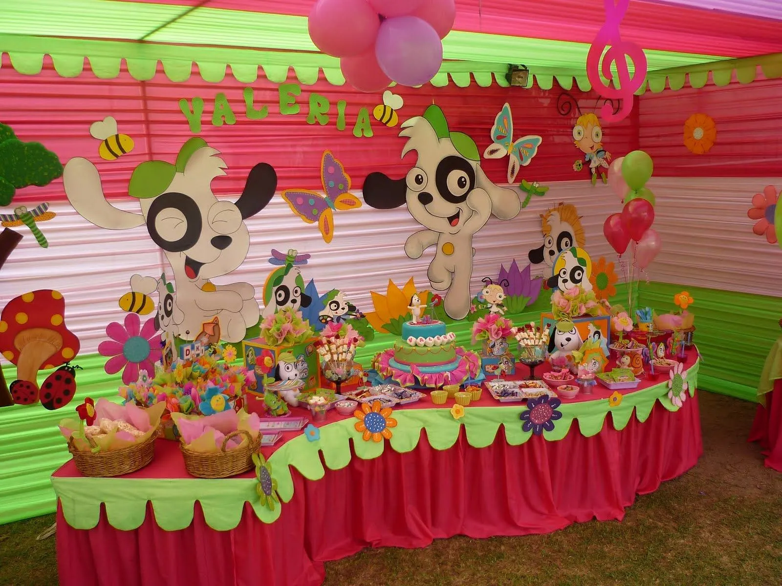 Mesas con dulces para fiestas infantiles - Imagui